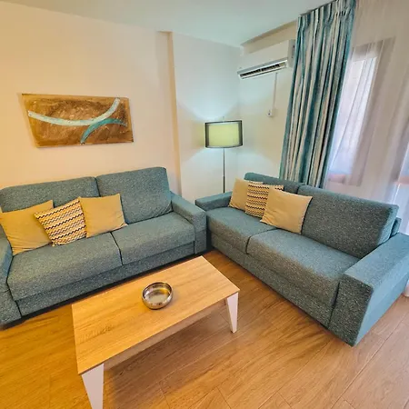 Apart-hotel Pueblo Evita Premium *