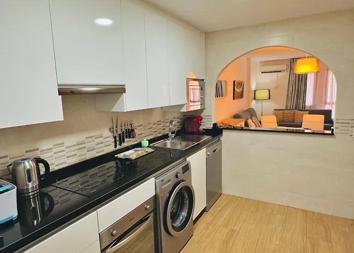 Pueblo Evita Premium 3* Benalmádena