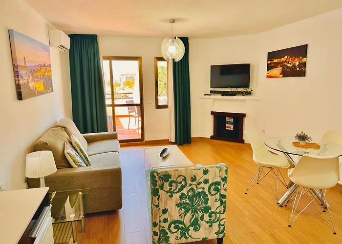 Pueblo Evita Premium Aparthotel