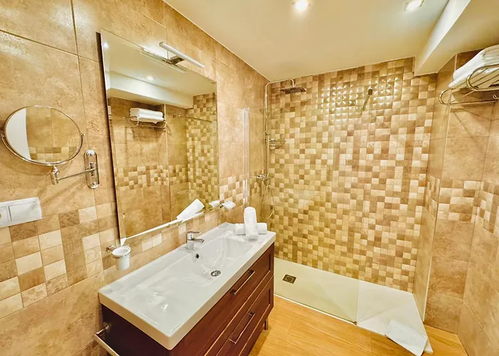 Aparthotel Pueblo Evita Premium 3*