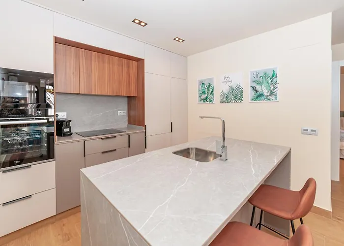 Pueblo Evita Premium Aparthotel Benalmádena