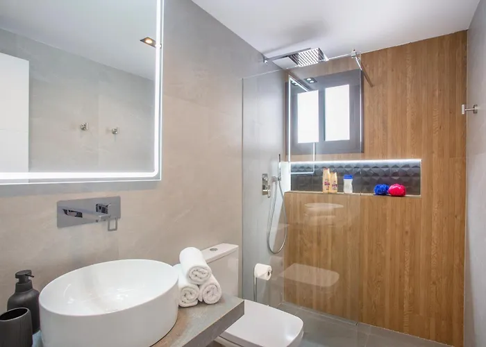 Aparthotel Pueblo Evita Premium 3*