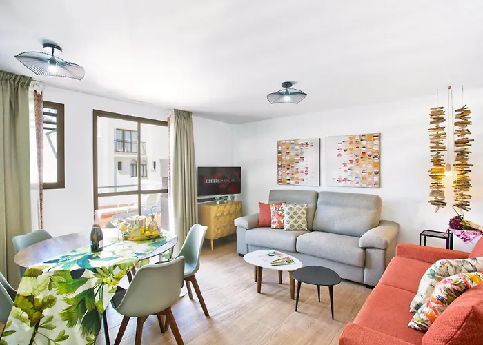 Aparthotel Pueblo Evita Premium 3*
